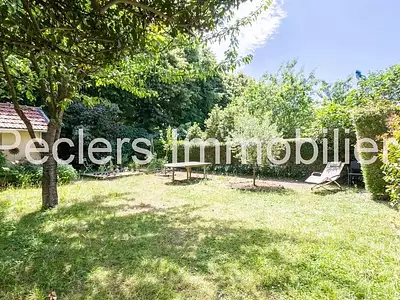 Maison, 230 m²
