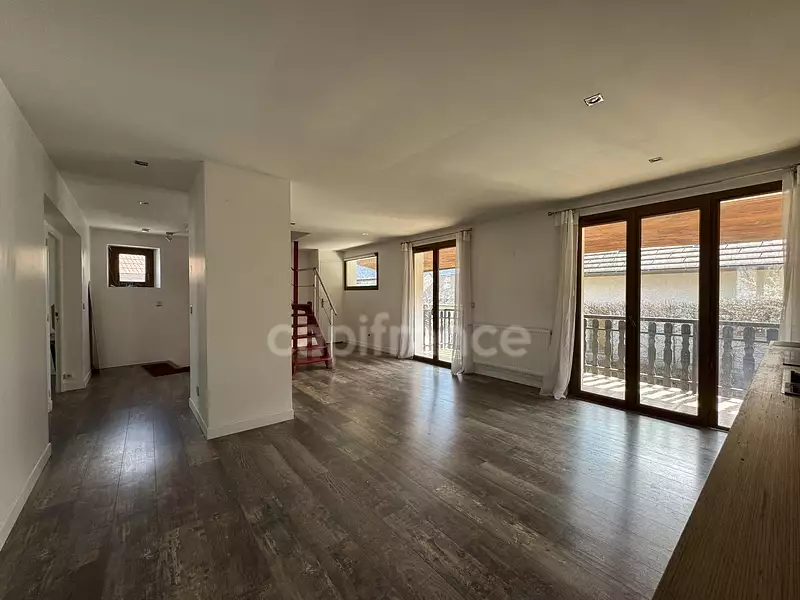Maison, 145 m²