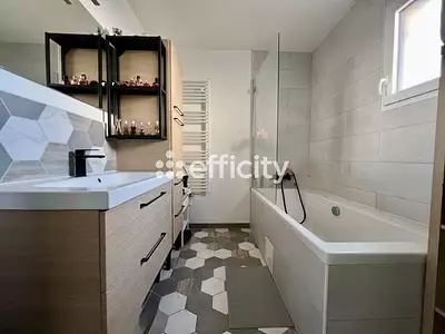 Maison, 96 m²