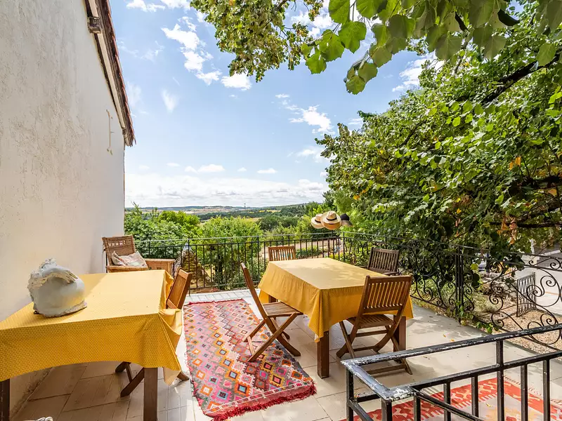 Maison, 275 m²