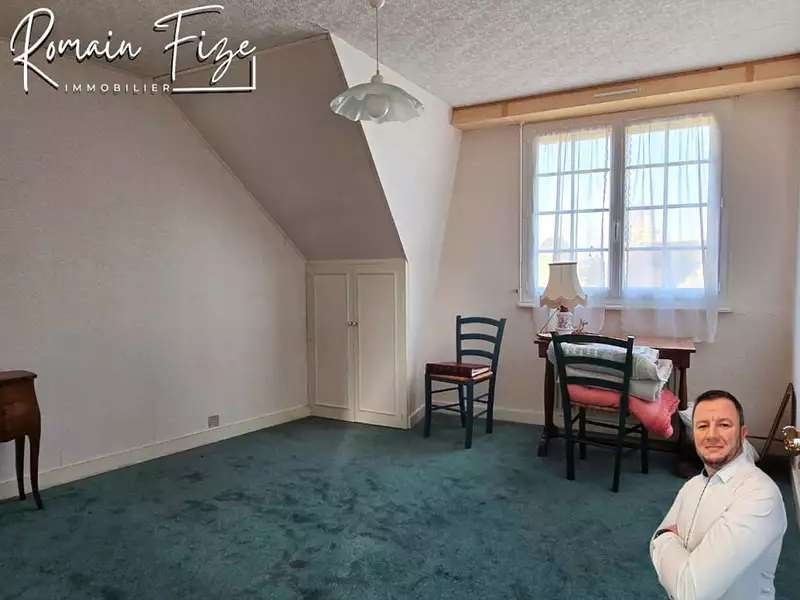 Maison, 163 m²