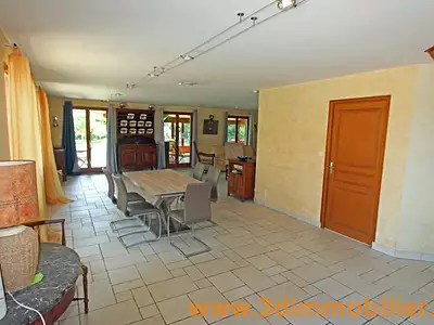 Maison, 290 m²