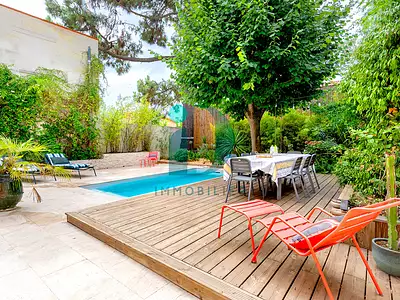Maison, 230 m²