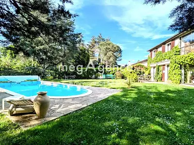 Maison, 168 m²