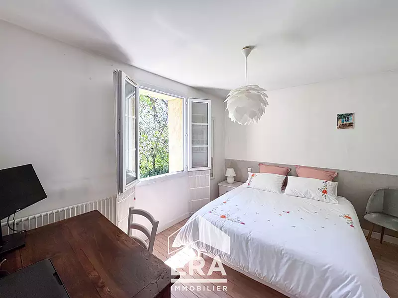 Maison, 250 m²