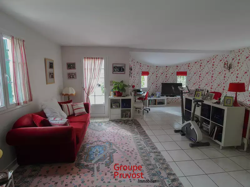Maison, 280 m²