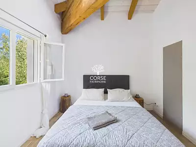 Maison, 325 m²
