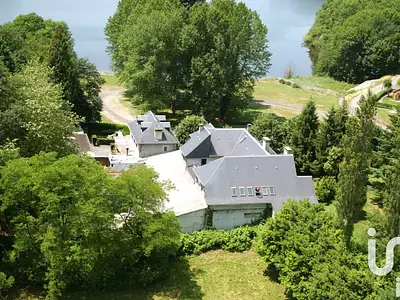 Maison, 900 m²