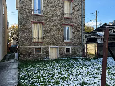 Immeuble, 180 m²