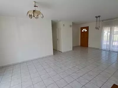 Maison, 77 m²