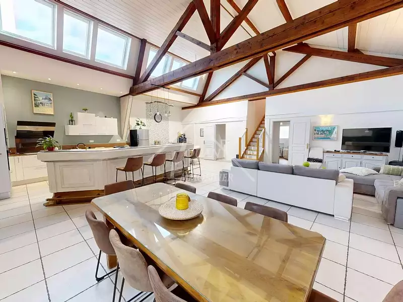 Appartement, 204 m²