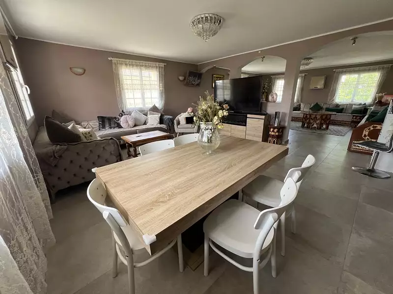 Maison, 229,69 m²