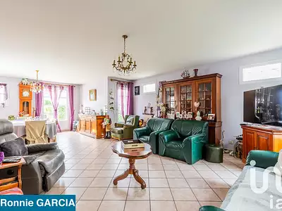 Maison, 176 m²