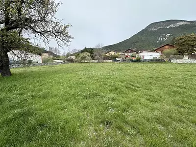 Terrain, 885 m²
