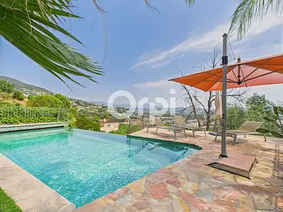 Maison, 289 m²