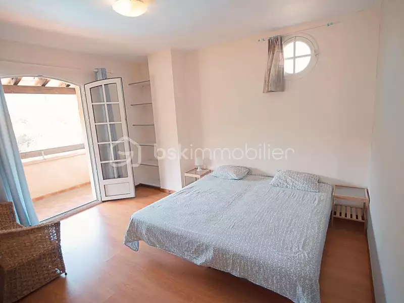 Maison, 265 m²
