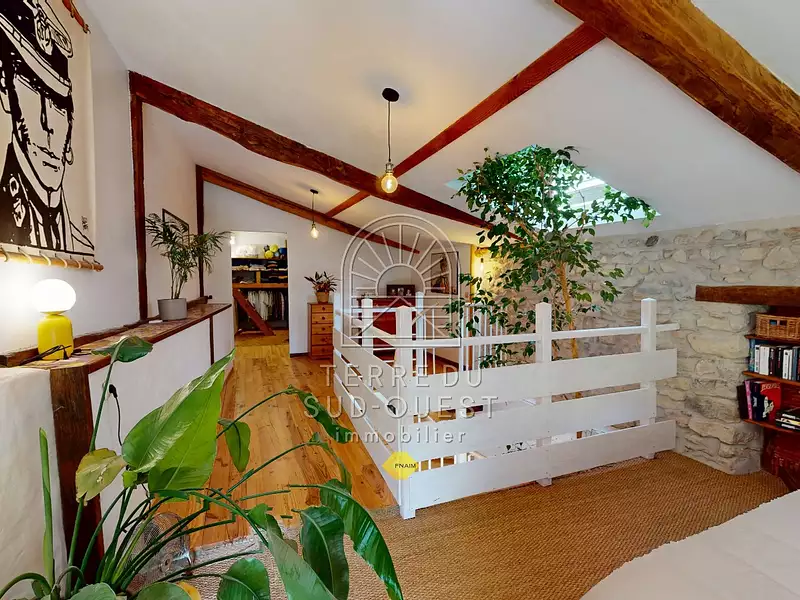 Maison, 319 m²