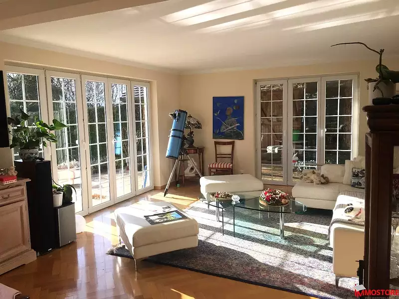Maison, 195 m²