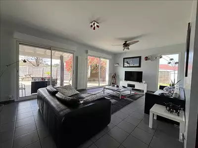 Maison, 185 m²