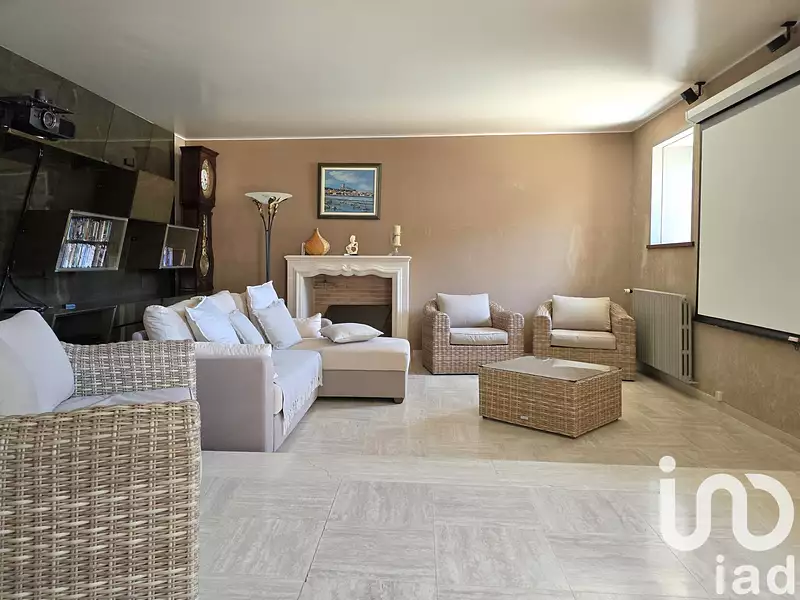 Maison, 382 m²