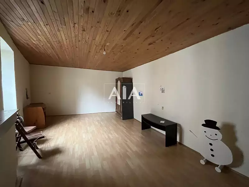 Immeuble, 155 m²