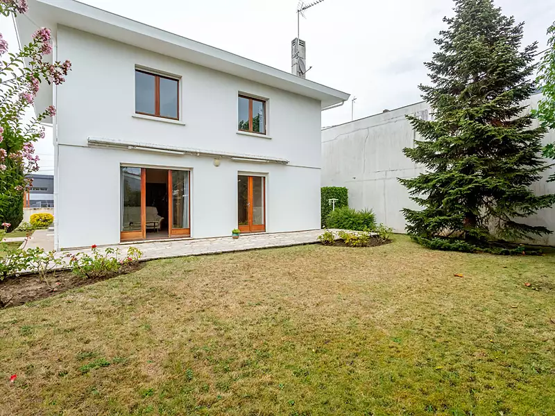 Maison, 155 m²