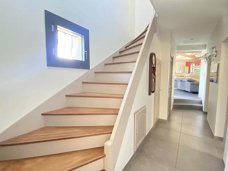 Maison, 165 m²