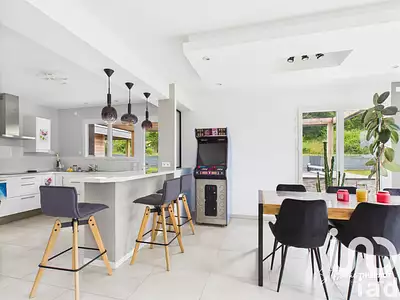 Maison, 165 m²