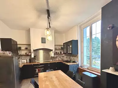 Maison, 240 m²