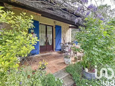 Maison, 251 m²