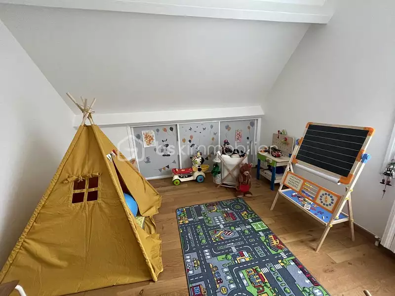 Maison, 170 m²