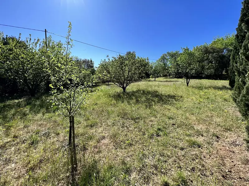 Terrain, 1 012 m²