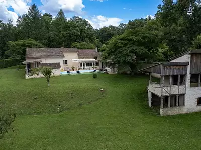 Maison, 210 m²