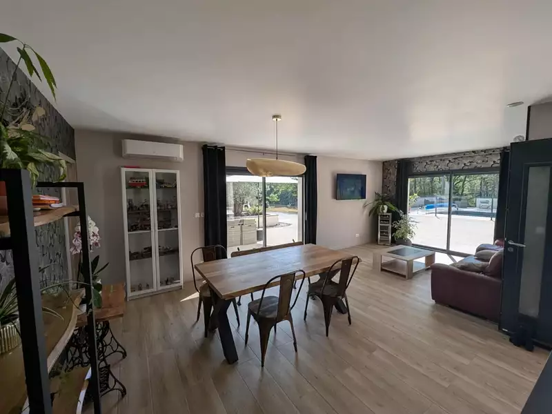 Maison, 130,8 m²