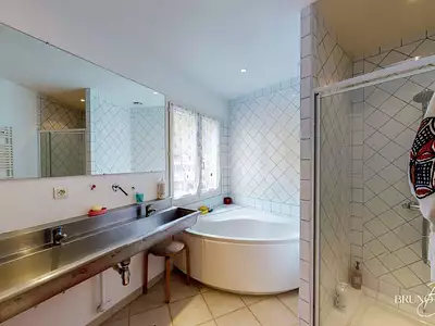 Maison, 326 m²