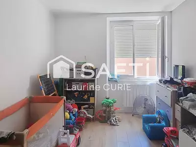 Maison, 211 m²