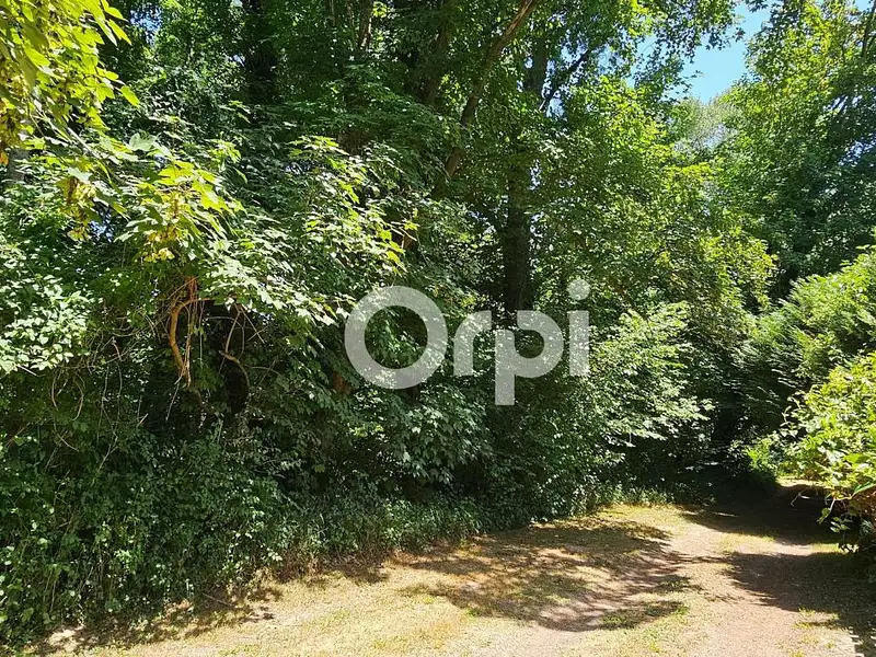 Terrain, 2 415 m²