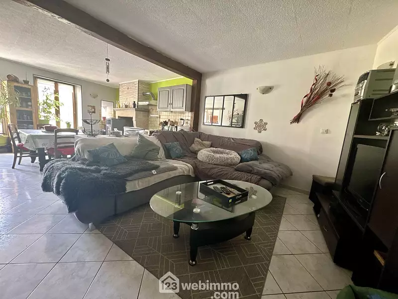 Maison, 137 m²