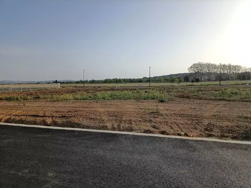 Terrain, 347 m²