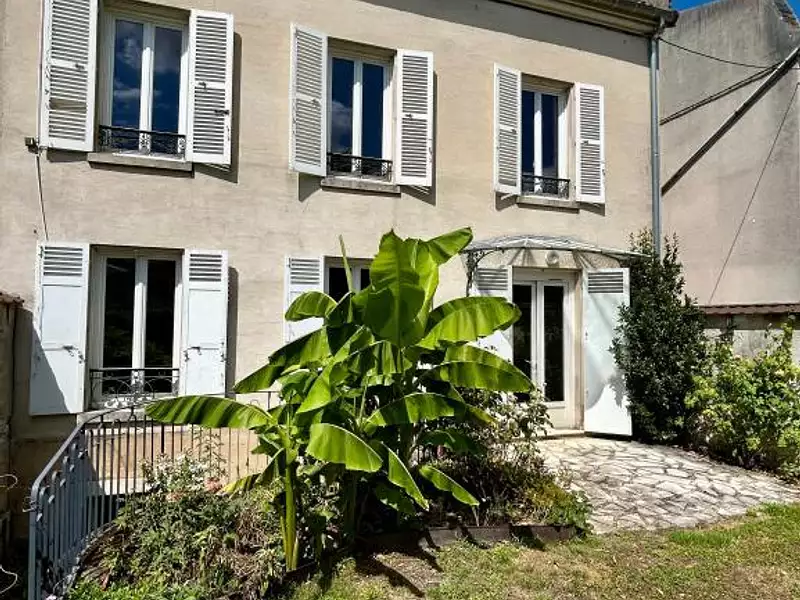 Maison, 178 m²