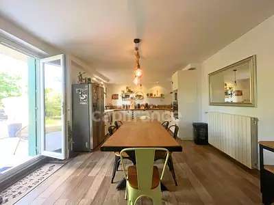 Maison, 200 m²