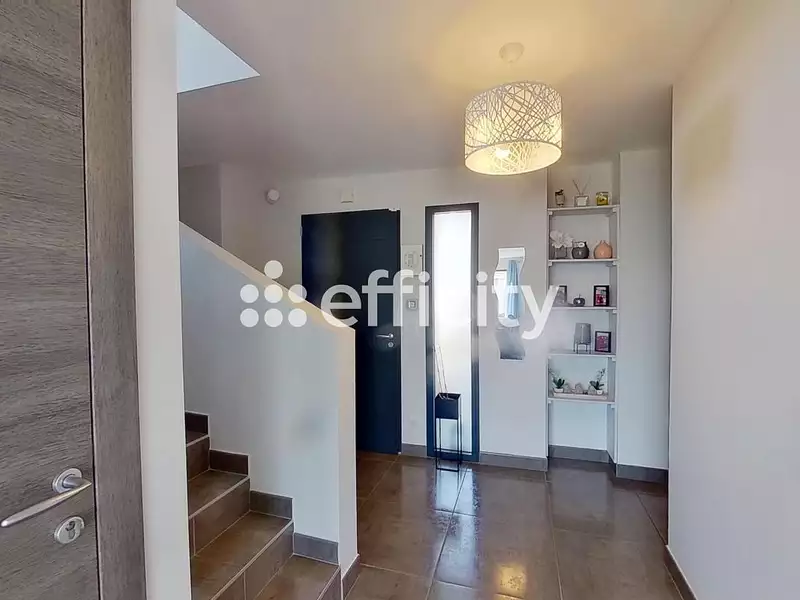 Maison, 140 m²
