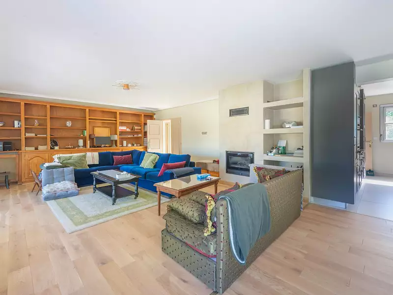 Maison, 340 m²