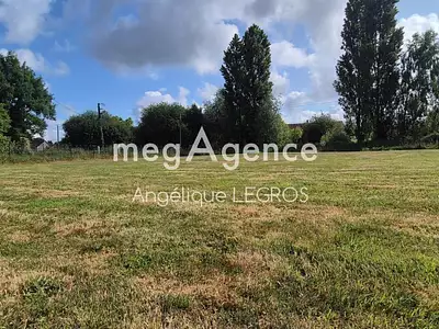 Terrain, 779 m²