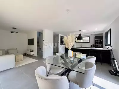 Maison, 89 m²