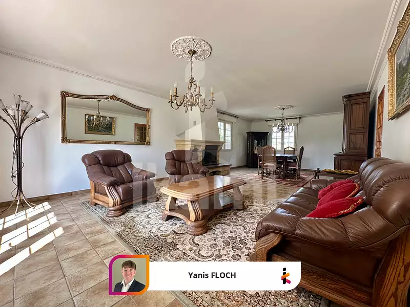 Maison, 197 m²