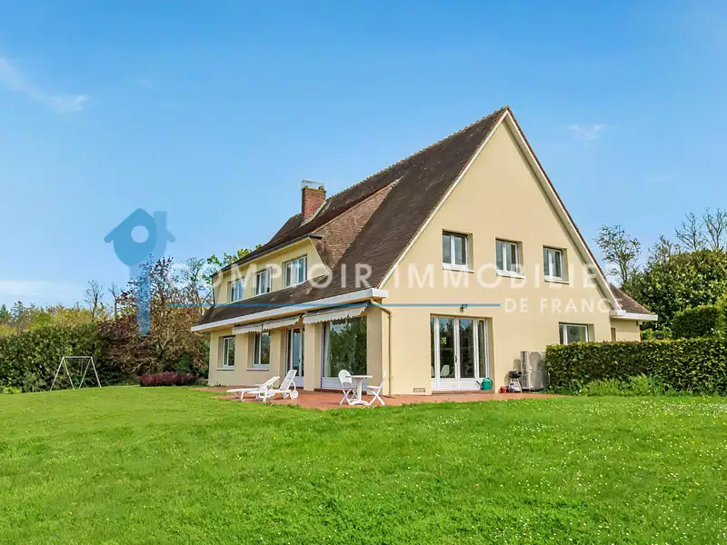 Maison, 317 m²