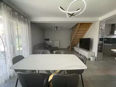 Maison, 105 m²