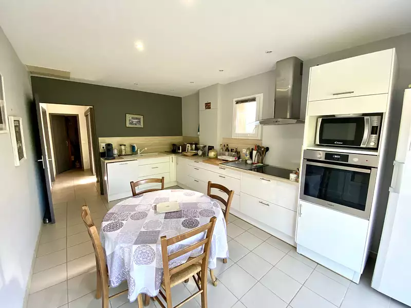 Maison, 232 m²