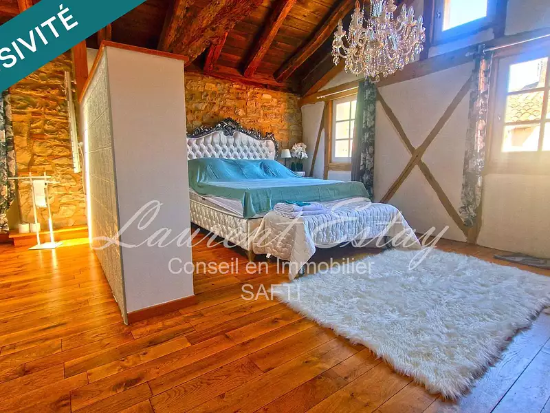 Maison, 220 m²